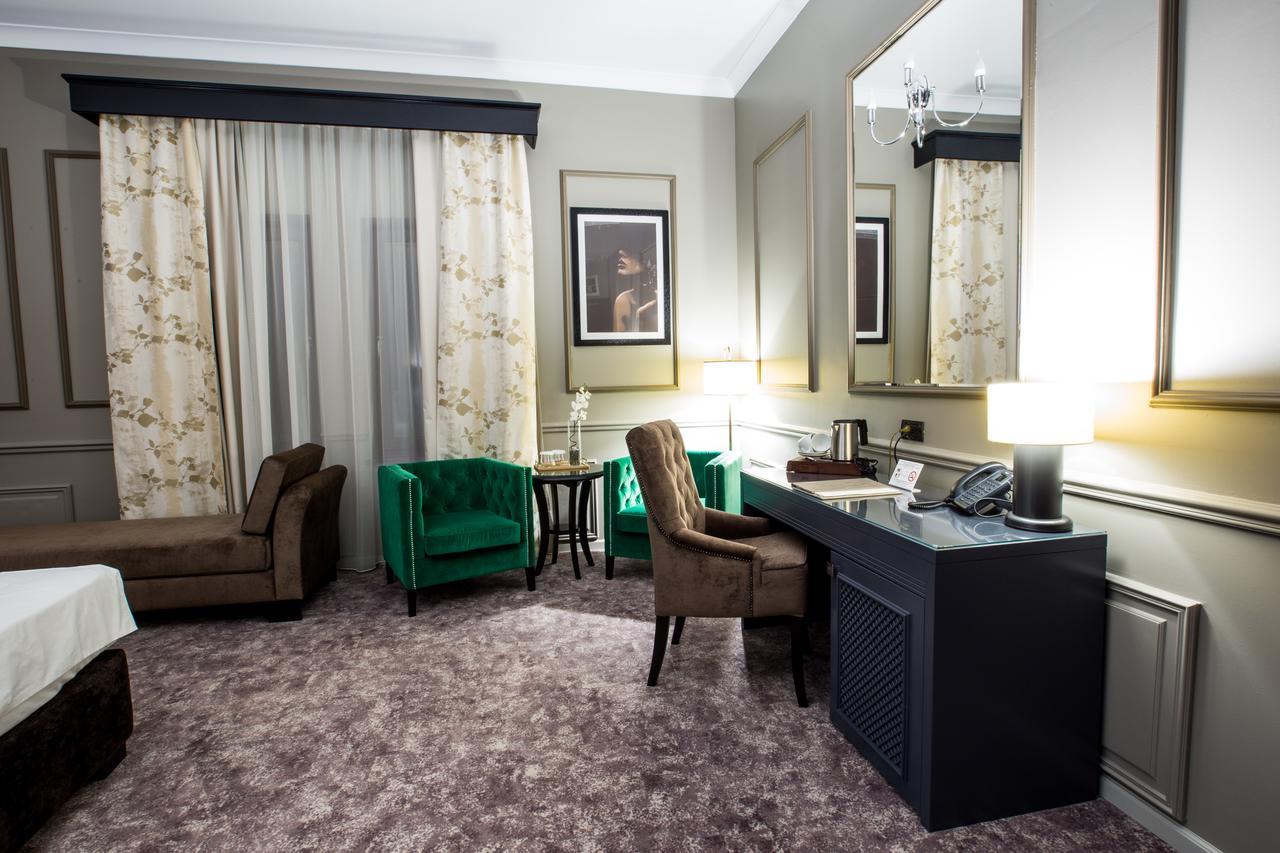 Peninsula Boutique Hotel Констанца Экстерьер фото